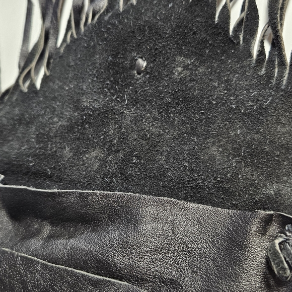 Vintage Soft Leather Fringe Crossbody Purse  w/ Beads - Picture 4 of 12